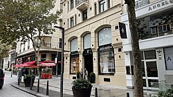 Abdi İpekçi Street in Nişantaşı, one of Istanbul's premier shopping streets