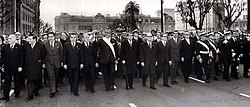 Cámpora appoint his Cabinet in Plaza de Mayo, when he was elected.