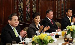 President Park Geun-hye with chaebol business magnates Lee Kun-hee and Chung Mong-koo, May 2013