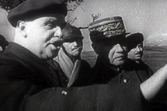 Gamelin (in kepi) seen in Frank Capra's film Divide and Conquer