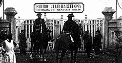 Civil Guards at the socis' entrance of the Camp de la Indústria (early 20th century)