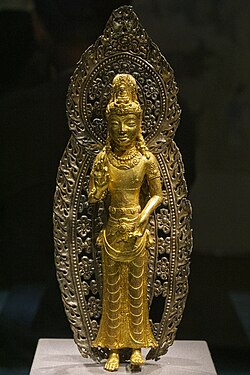 A gold statue of Acharya Lokeshvara (Guanyin), recovered from the Qianxun Pagoda, Dali Kingdom[31]