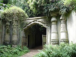 Entrance to the Egyptian Avenue, Highgate Cemetery West