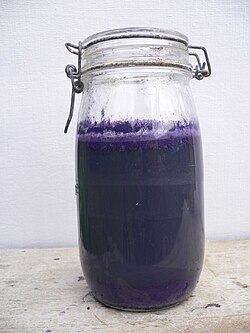 Purple dye-bath with extracts from fresh Hexaplex trunculus glands