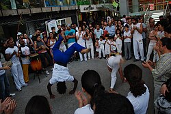 Street performers in the Hamra festival