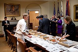 Pizza banquet in the White House serving Chicago-style pizza (2009)