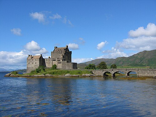 Clan Mackenzie abandoned Eilean Donan Castle in 1719, after it was destroyed by British government ships during the Jacobite rising, and it remained in ruins for over two centuries. It was reconstructed by a MacRae descendant in the 20th century.[69]