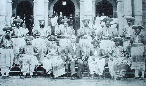 British appointed Kandyan chief headmen in 1905.