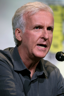 James Cameron won for Titanic (1997).