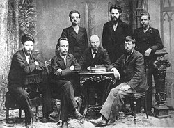 Lenin (seated centre) with other members of the League of Struggle for the Emancipation of the Working Class, 1897