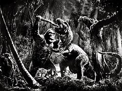 King Kong fighting Tyrannosaurus in the 1933 film