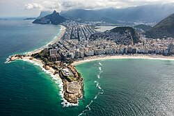 Fort Copacabana hosted the cycling road race (start and finish), marathon swimming and triathlon events.