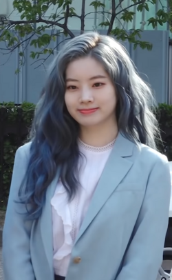 Dahyun at the KBS Music Bank 2019