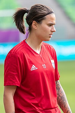 Dzsenifer Marozsán shares the fourth place for most appearances in the Women World Team (4) with Alex Morgan, behind Aitana Bonmatí (5), Lucy Bronze (6) and Wendie Renard (7).