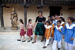 Obama with children in Delhi, November 8, 2010