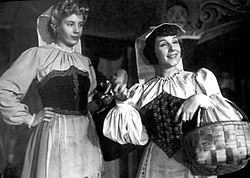 Eva Duarte and Libertad Lamarque in La Cabalgata del Circo, 1945
