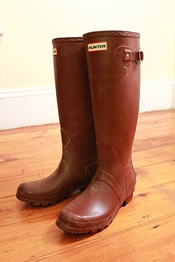 Modern Hunter natural rubber Wellington boots