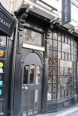 Wig and Pen Club in Fleet Street