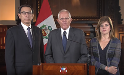 President Pedro Pablo Kuczynski next to his vice-presidents, Martín Vizcarra and Mercedes Aráoz, a speech prior to his first impeachment vote.