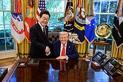 Lee with U.S. President Donald Trump in the Oval Office on 25 August 2025