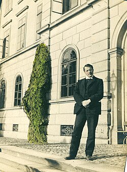 Carl Jung in 1910