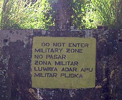 A sign in Bluefields in English (top), Nicaraguan Spanish (middle), and Miskito (bottom)