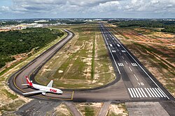 View of runway 11 with TAM Airlines Airbus A330-200