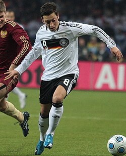 Advanced playmaker Mesut Özil was used as a false 10 with Germany.
