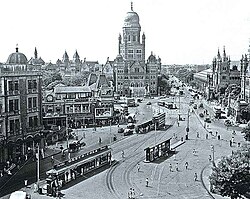Municipal Corporation Building (center) with the Victoria Terminus (right) in 1950