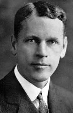 Oswald Veblen (c. 1915)