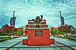 NUMA Statue