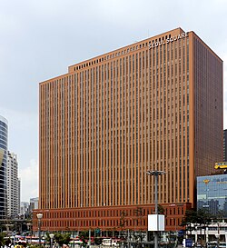 Built 1977 in front of the Seoul Station, Daewoo Group's headquarters building is a landmark symbolizing 1970s of South Korea's rapid growth. It is now named as 'Seoul Square'.