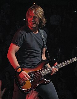 Keith Urban in 2007