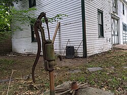 Wyckoff-Bennett Homestead Waterpump & Barn