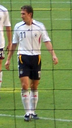 Klose playing in the 2006 World Cup