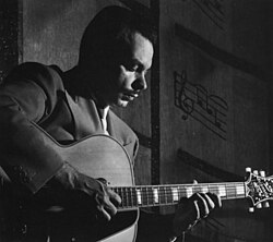 Laurindo Almeida.