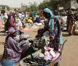 Malian women in Djenné