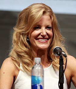 Anna Gunn, Outstanding Supporting Actress in a Drama Series winner