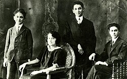 Three of the Frondizi brothers, Silvio, Arturo and Risieri, with their sister Liduvina; 1915.