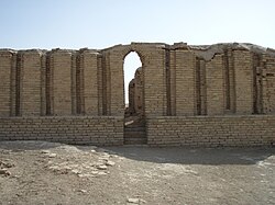 An arch from the ancient Sumerian city Ur, which flourished in the third millennium BC, can be seen at present-day Tell el-Mukayyar in Iraq.
