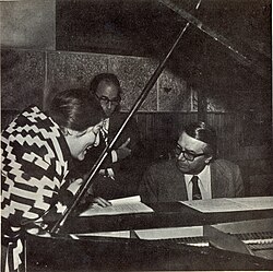 Composer and ethnologist Ariel Ramírez (at the piano) with Mercedes Sosa, 1972.