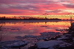 At 279 feet (85 m) above sea level,[65] the lowest elevation point in the state is located near Cairo and the confluence of the Ohio and Mississippi Rivers.