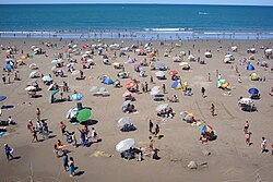 Las Grutas beach