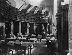 The Law Library of Congress occupied the chamber 1860–1941