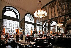 A Viennese café