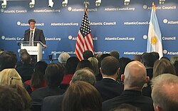 Minister Alfonso Prat-Gay takes part in meetings with the IMF and the World Bank, shortly after the end of the default.