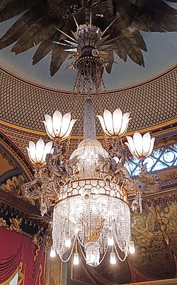 Chandeliers in the Banqueting Room of Royal Pavilion were lit by oil and gas[67]
