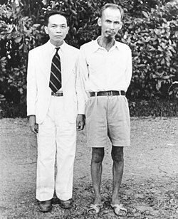 Võ Nguyên Giáp (left) and Hồ Chí Minh in Hà Nội, October 1945