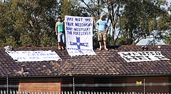 Protesters at the detention centre as of 22 April 2011.