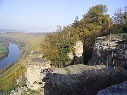 View from the Hessigheimer rock gardens into the Neckar valley